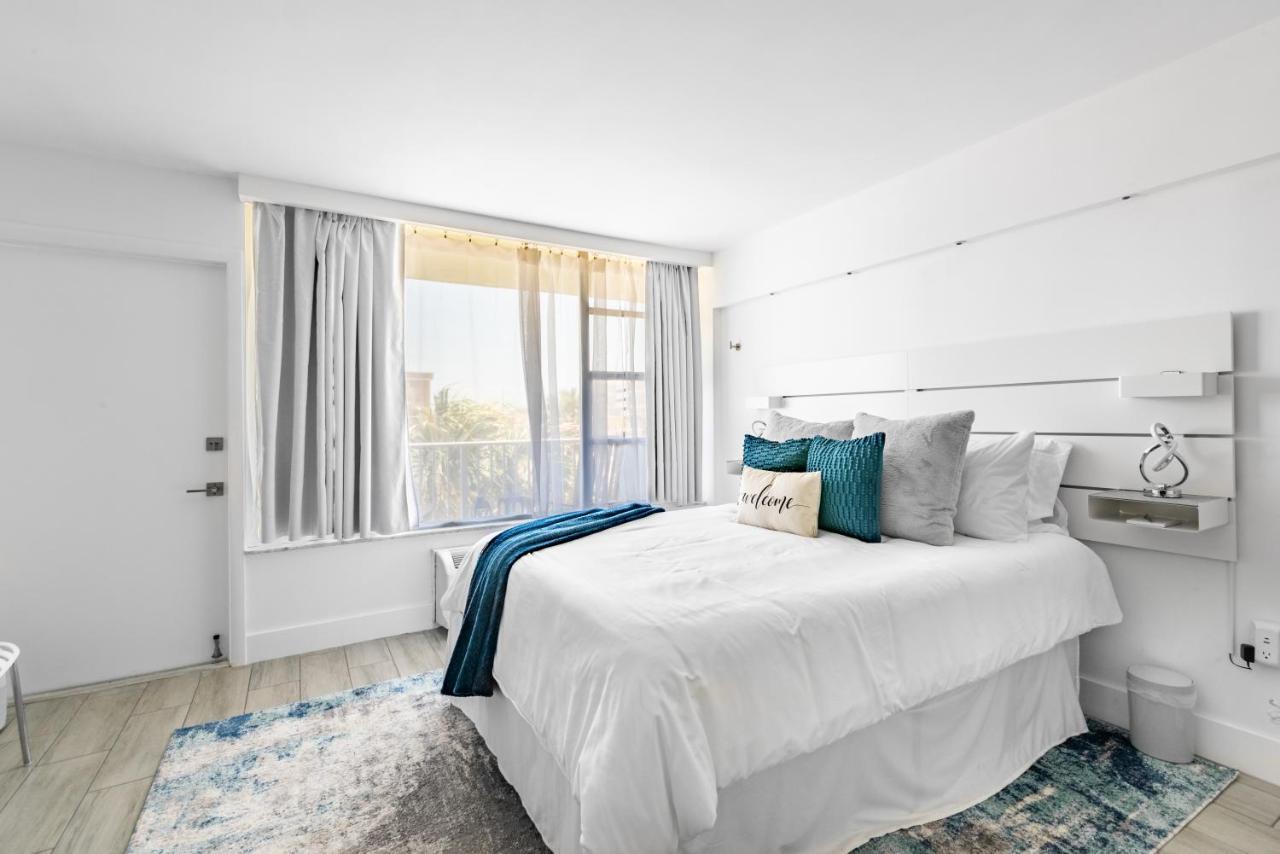 Апартаменты Newly Renovated Oceanfront Studio W/ Balcony - Дейтона-Бич Экстерьер фото